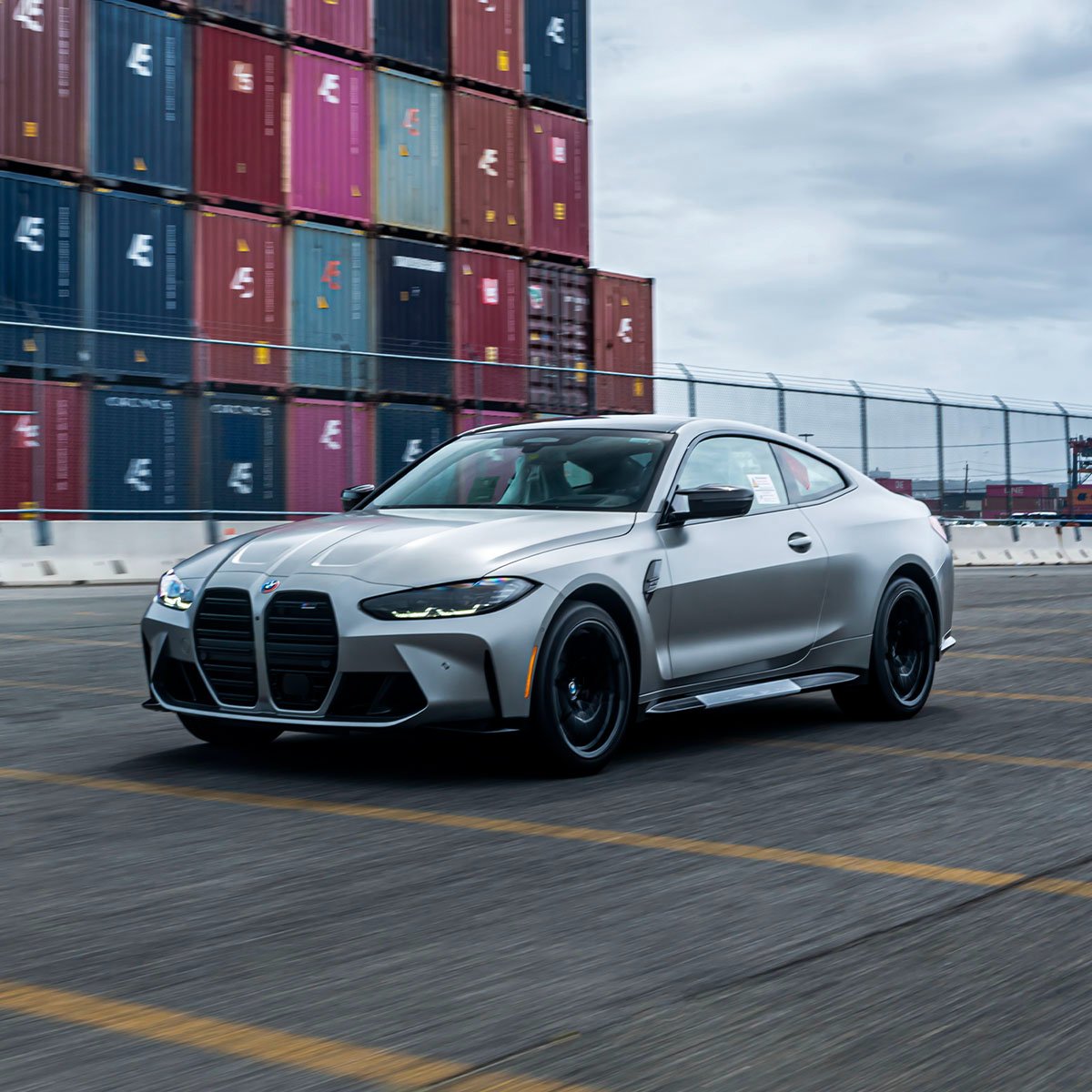 BMWUSA's tweet photo. The biggest drop of the year. Delivery of the Limited Edition BMW #M4 Competition x KITH is starting in the US. https://t.co/uyH9J6ozB2