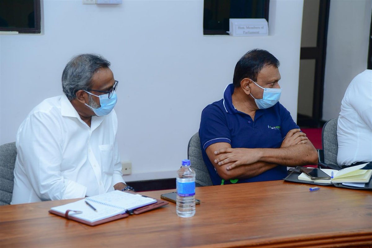 Oshada_S's tweet image. Legal clearance milestone formalised for number portability on which all service providers were provided the go ahead to proceed to implementation phase by setting up central clearing house facility #lka #Numberportability #trcsl