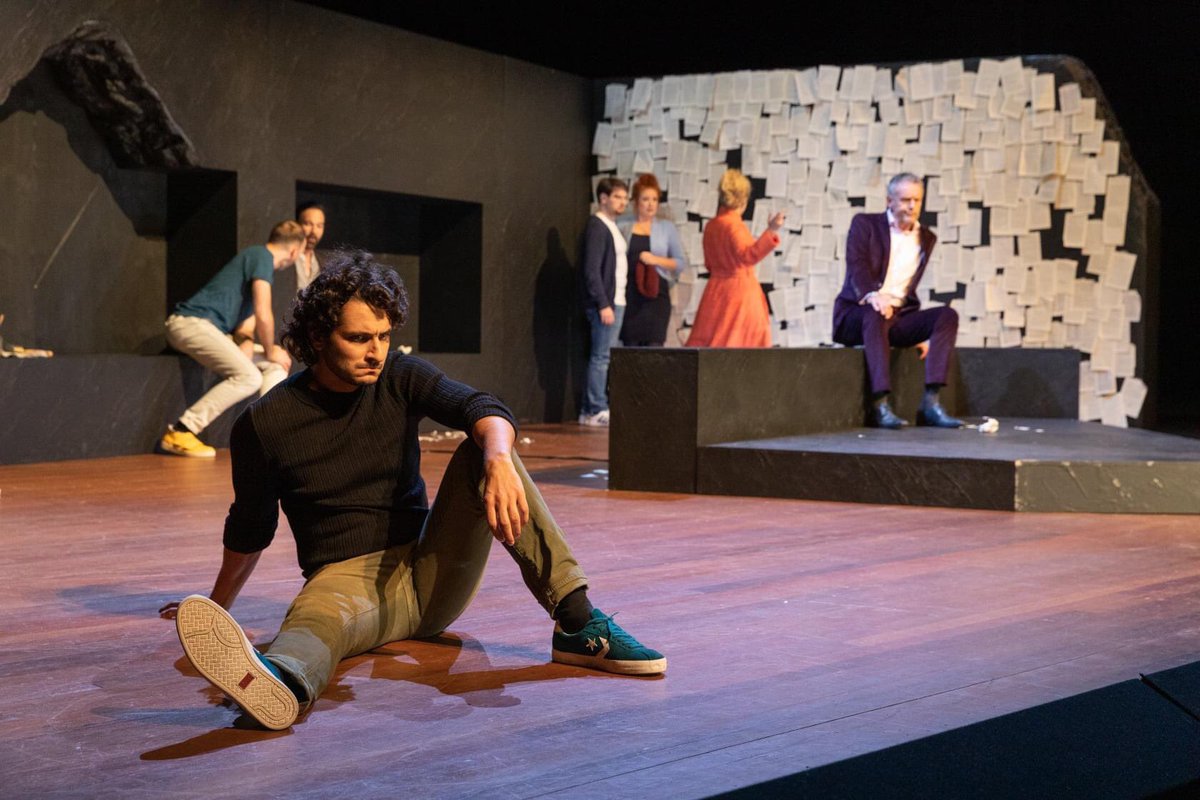 Nederlandse Reisopera tweet media