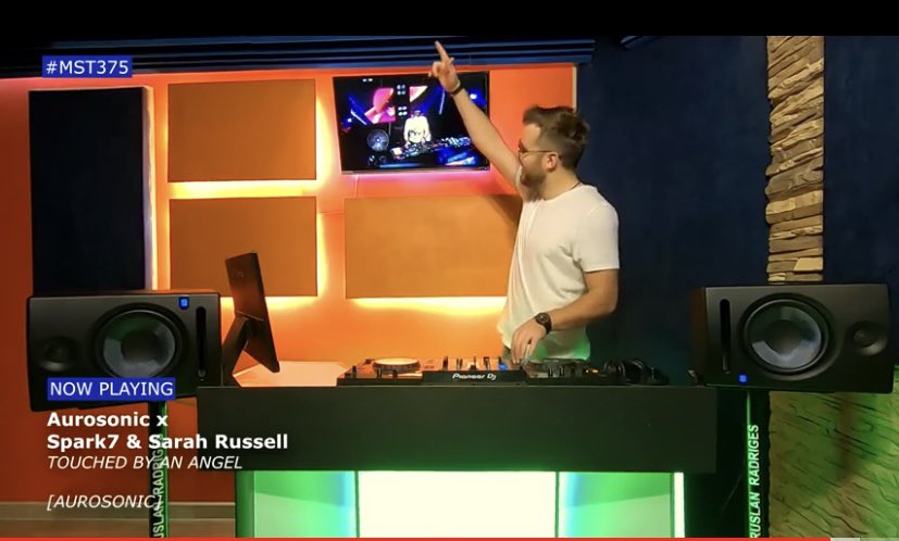 youtube.com/watch?v=r6avxM…
<a href="/spark7music/">Spark7</a>   <a href="/Ruslan_Radriges/">Ruslan Radriges</a>