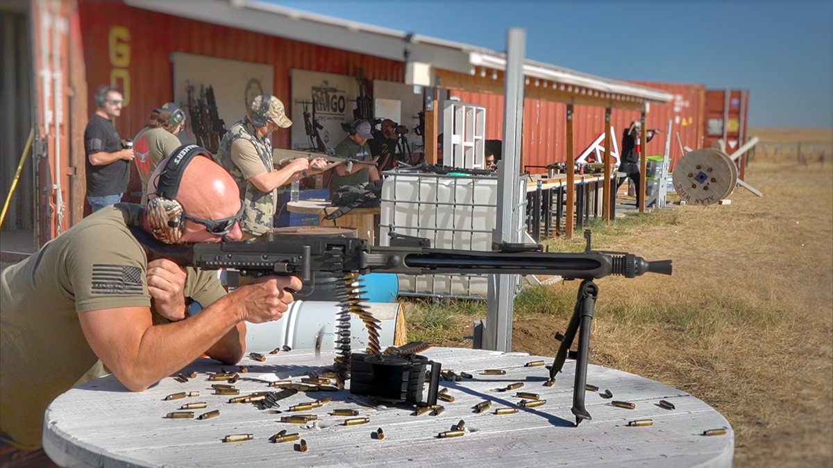 Mrgunsngear's tweet image. Putting Hitler’s #buzzsaw to good use on the @nationalgunrights range 🔥
#mg42 #beltfed #wwii #germany