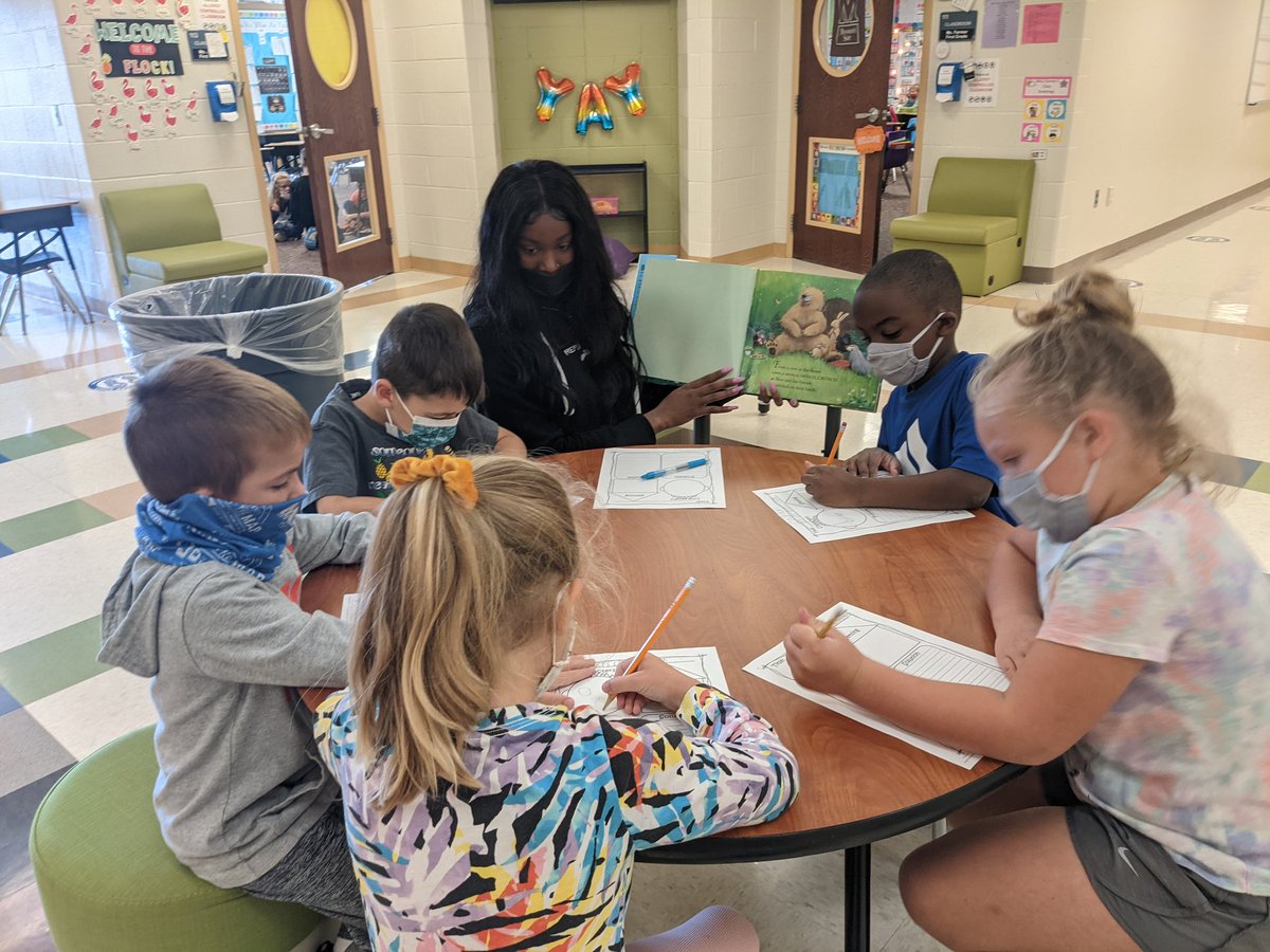 LPS_EIP's tweet photo. Terraye's 1st graders @WHWildcats  really enjoy analyzing story elements! #ThisIsEIP https://t.co/BCHk2aJr6p