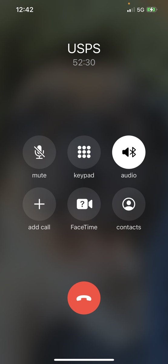 IamNotJoey's tweet photo. @USPSHelp is it normal to be put on hold when you ask for the supervisors first name? https://t.co/FCjyYcMSXJ