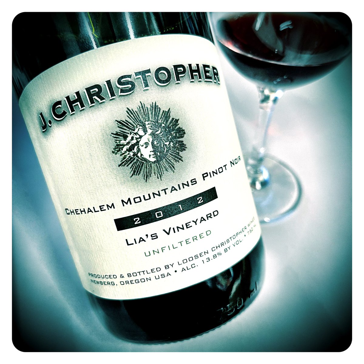 gregsherwoodmw's tweet photo. Remember visiting the original #JChristopher owner Jay Somers on our Oregon Pinot Camp jaunt in 2007. Lovely wines including this superb AVA Chehalem Mountains Lia’s Vineyard Pinot Noir. Today the 12 makes a surprise appearance looking as fresh &amp; foresty as the day it was bottle! https://t.co/bYqxYbL3d7