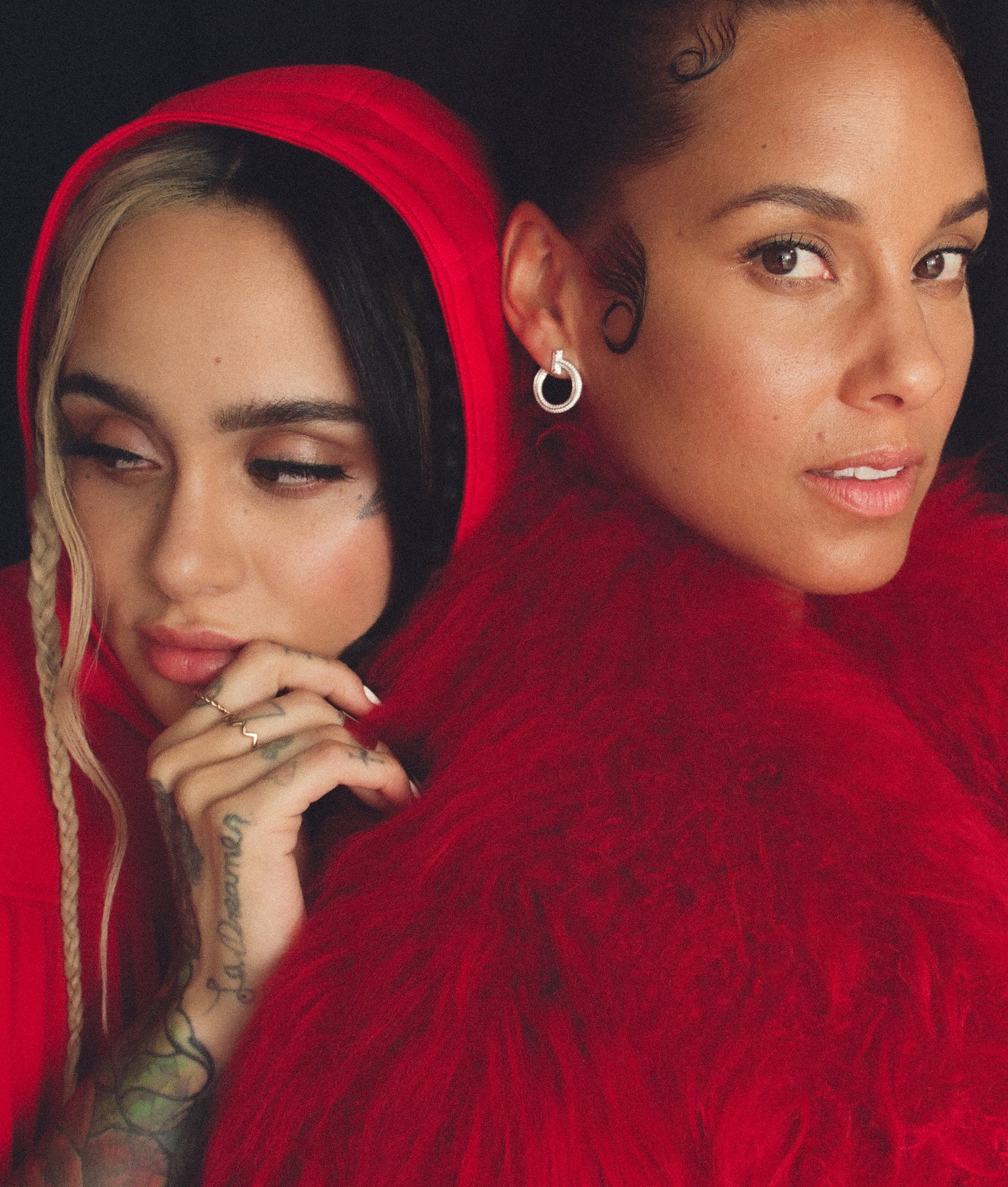 Does Alicia Keys Have A Twin Sister