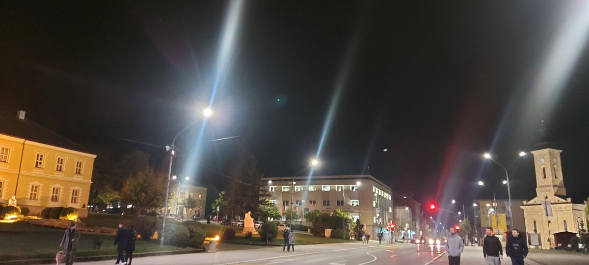 JelenaMKandic's tweet photo. Divna atmosfera večeras u #DomKulture na #premijera monodrame #KrozTamničkiProzor.

Dragi @BrankaVookovic @Trepco &amp; @vorka48, 

#GornjiMilanovac kao grad večeras bio odličan domaćin.🌹 https://t.co/7Lnvs1Xznp