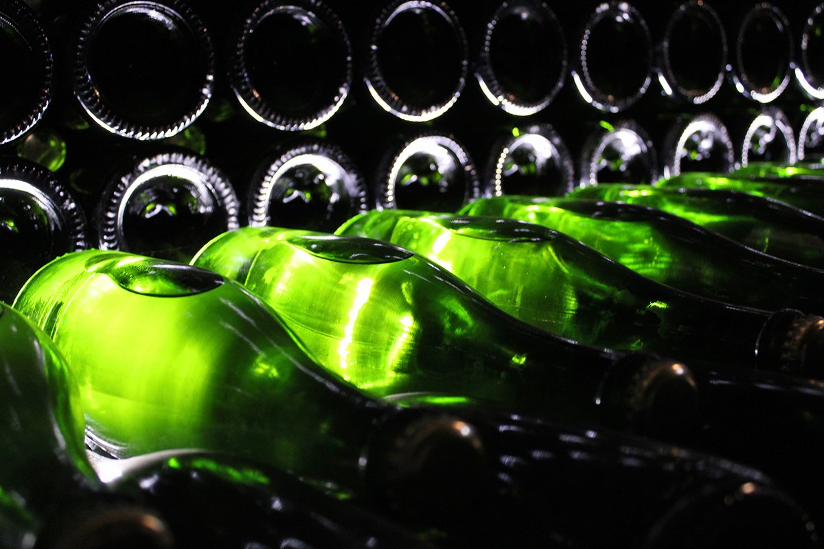 Per la tarda li feiem aquesta foto, i per la nit li entregaven un vinari d'or.

🥇Cuscó Berga Brut Nature Reserva Premium 2018
Vinari d'Or Escumosos entre 18 i 30 mesos de criança.

➡ El trobaràs a 📲 compravionline.com ✔⁣

#PetitsGransCellers #vinsdeproximitat