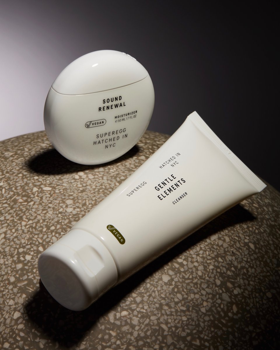 Holt Renfrew tweet media