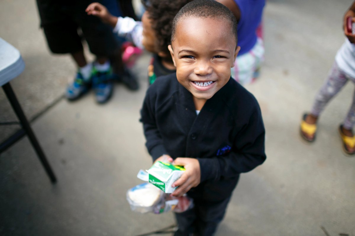 FeedingSWVA's tweet photo. Right now, Congress has a rare, powerful opportunity to invest in kids and they can't let that slip away. That's why I'm standing with No Kid Hungry to urge Congress to pass the #BuildBackBetter Act. Here's what you can do: https://t.co/uqxcvew6aw
#feedingswva #advocate https://t.co/dmUV562jEf