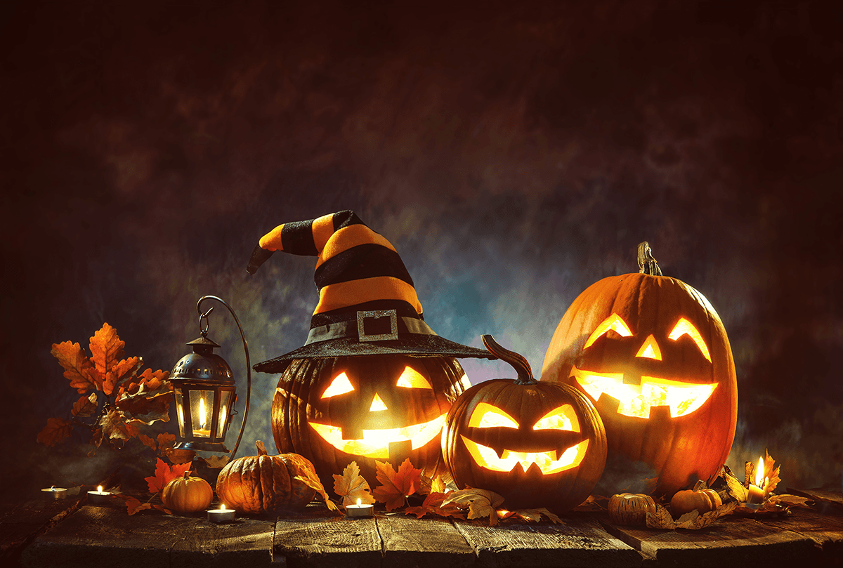 We are hosting a Halloween Party!! Adults only, tickets are £5 and include pie and peas. There will be a prize for best/scariest costume  and we promise a night of music, drinks, food, silly games, fun, laughter, and a little spookiness #halloween#blackburnyouthzone