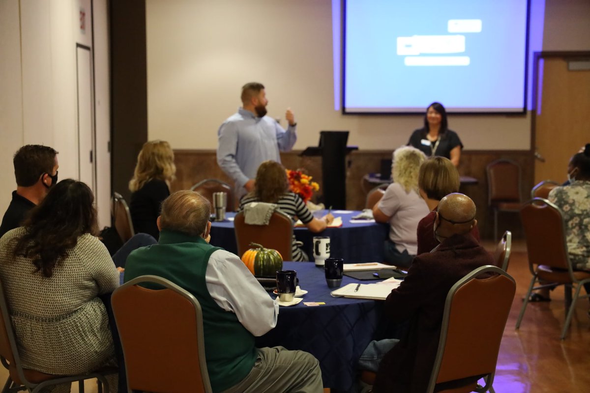MiddletownBiz's tweet photo. The Middletown Small Business Alliance met yesterday to discuss Safety &amp; Security for #smallbusiness. Thank you to our speakers for their presentations. Our next event will be our Holiday Networking event on 12/8 from 4-6pm at Portopia- #middletownmeansbusiness https://t.co/A6QbckdH7G