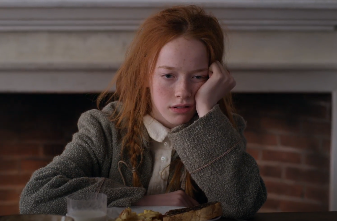 AnneShirley_LM's tweet photo. #ProblemaTIC21 Se acercan los exámenes en la Academia Queen's. Entre montañas de imponentes libros, me encuentro sepultada en los abismos de la desesperación. https://t.co/31MYm74h7Q
