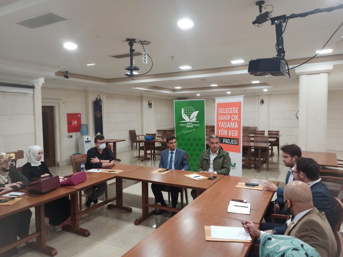 konbamder's tweet photo. @icisleriSTi  tarafından desteklenen “Geleceğe Sahip Çık, Yaşama Yöne Ver” projesi kapsamında “Koruyucu önleyici çalışmalarda STK’lara düşen görevler” konulu çalıştayı düzenledik. Çalıştaya katılan ve değerli düşünceleri ile katkı sağlayan herkese teşekkür ederiz. https://t.co/k4ReeYvNQX