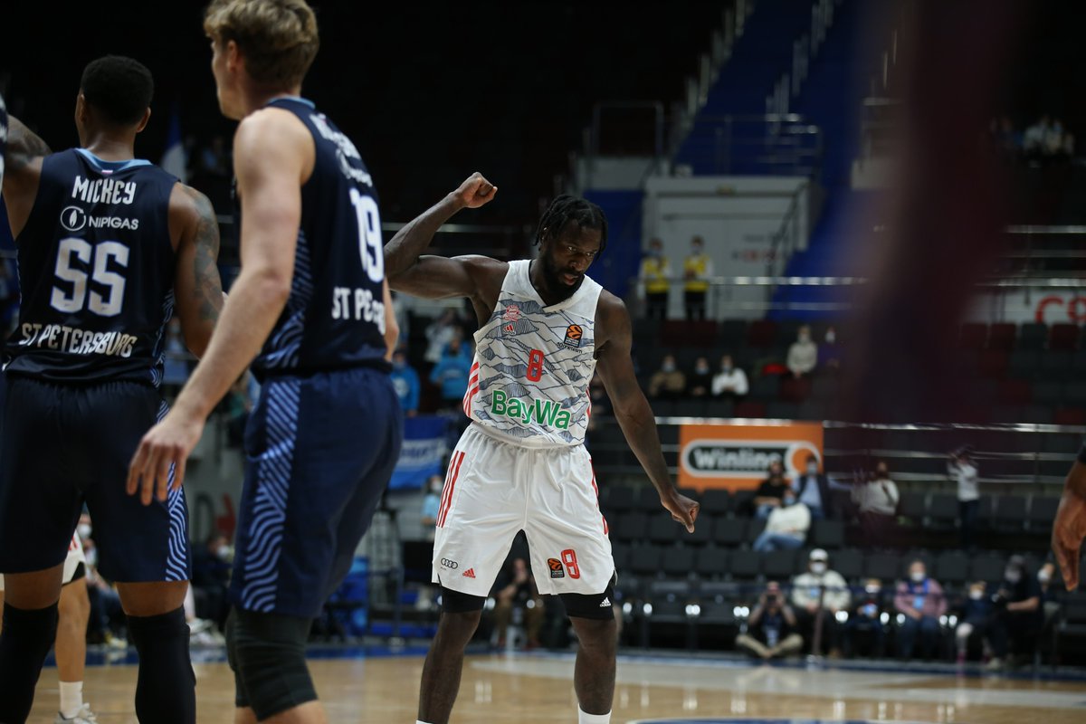 FCBBasketball's tweet photo. 25´ | 47-48 | #ZENBAY
#Packmas
📺 LIVE on https://t.co/sAb7puXV9N
(c) Stickel
#FCBB #EuroLeague #EveryGameMatters https://t.co/PzlQcF2TZH