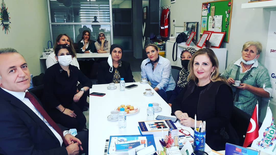 OtizmAnofed's tweet photo. Bugün misafirimiz @bursaash
Müdürümüz Sn @DoganMuammer bey annelerimiz ile tanıştı ve Bursa'ya yeni gelen müdürümüz ile sohbetmizin ardından çocuklarımız için yapılacak her türlü çalışmaya destek vereceklerini söyledi, 
nazik ziyaretleri için kendilerine https://t.co/RIXJcd1ULe