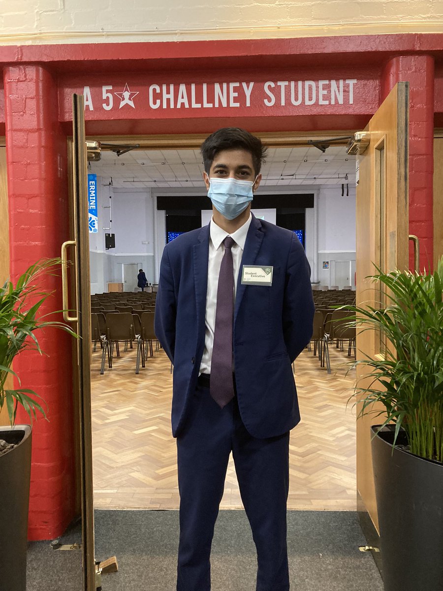 An outstanding Open Eve at an outstanding school <a href="/ChallneyBoys/">Challney Boys</a> - an absolute buzz of excitement everywhere! <a href="/DanielC01979224/">Daniel Connor</a> <a href="/DrPEvans/">Patrice Evans</a> <a href="/markmailer/">Mark Mailer</a> <a href="/ChallneyPEDept/">Challney PE Department</a> <a href="/historyRichards/">Samir Richards</a> <a href="/TNugloze/">Tina Nuglozé</a> <a href="/EnglishChallney/">Challney Boys English</a> <a href="/ChsbComputing/">Challney Boys ICT & Computing</a> <a href="/ChallneyDesign/">Adam Billington</a>