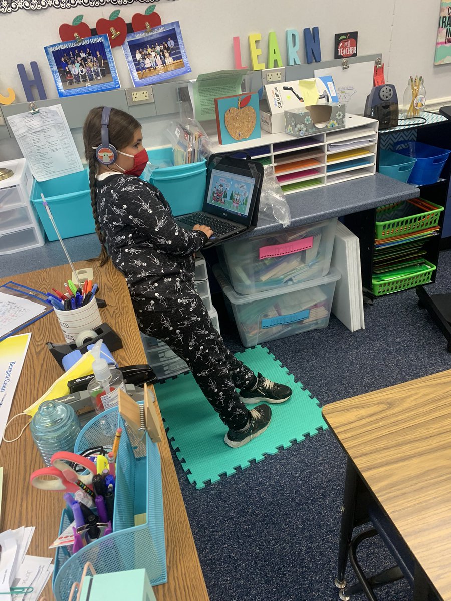 Miss Slade's Class tweet media