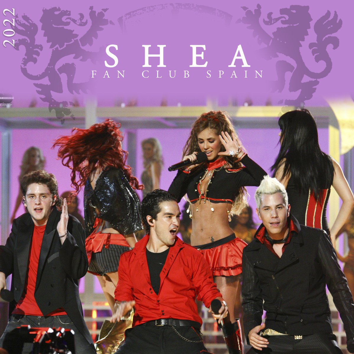 Sheafcspain's tweet photo. FOTAZA de MITAD de SEMANA ✨✨❤️🔥
¿Os acordáis de esta presentación?
RBD llegó a alcanzar escenarios hasta el MISS UNIVERSO.
#GRANDESSS @RBD_oficial
#RBD #ERADELOSOFICIALES #RBDISBACK #music #likesforlike @ponchohd @DulceMaria @christiancha @Anahi @christopheruck @maiteperroni https://t.co/SysvC16lJc