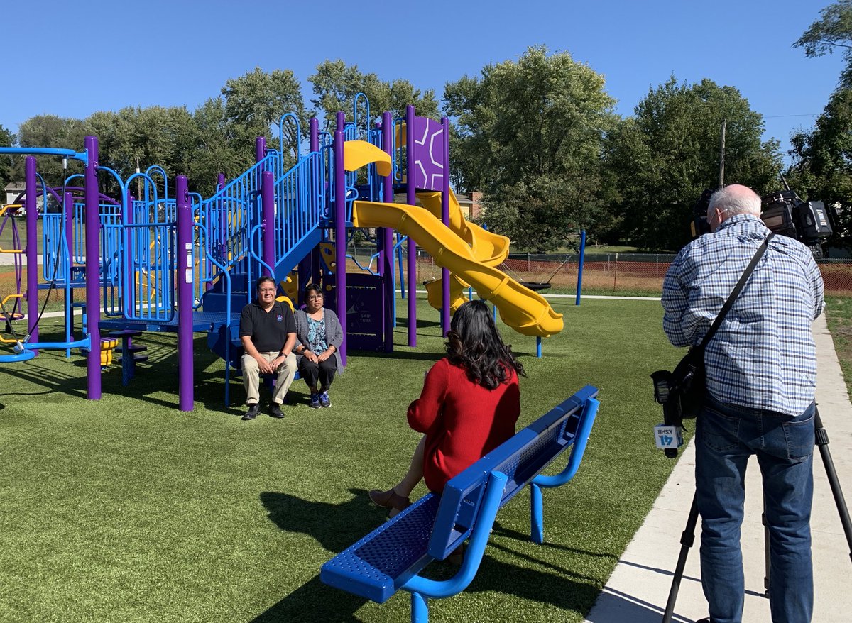 Susan Hiland (@susanhiland) on Twitter photo Touching tribute to a former <a href="/RavensNKC/">Ravenwood Elementary</a> student Alex. Parents speak with <a href="/JuYeonKimTV/">JuYeon Kim</a> about his short but full life. The story tonight on <a href="/KSHB41/">KSHB 41 News</a> <a href="/NKCSchools/">NKC Schools</a> Touching tribute to a former <a href="/RavensNKC/">Ravenwood Elementary</a> student Alex. Parents speak with <a href="/JuYeonKimTV/">JuYeon Kim</a> about his short but full life. The story tonight on <a href="/KSHB41/">KSHB 41 News</a> <a href="/NKCSchools/">NKC Schools</a>