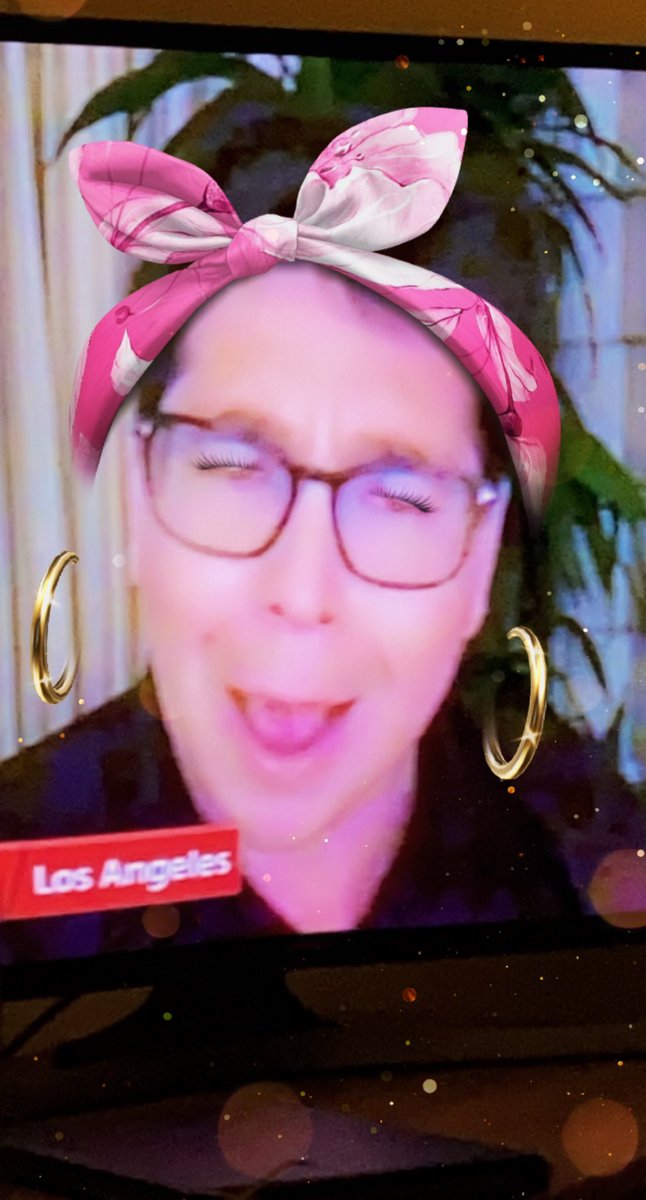 DM_K567's tweet photo. @McInTweet wife n daughter had fun with you on SnapChat tonight on one show 😂😂 https://t.co/tgRpH8MtHg