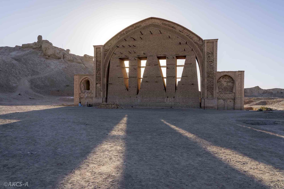 6 Oct. Citadel of Bust, Lashkargah, Helmand: AKCSA can confirm that intense fighting in and around the city of Lashkargah in August of 2021 has not directly affected the Citadel and the Arch of Bust...bit.ly/3FQ25HR
#Afghanistan #Helmand #Archaeology #Heritage #Culture