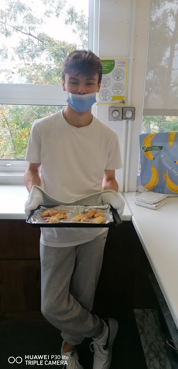 EtssLimerick's tweet photo. TYs were cooking up a storm today making Homemade Chicken Tenders and Wedges. Last cookery class next week can't wait to see what you all make for your cookery exam! You have all made fantastic progress so far!
#ty #TastyThursday #letss #homeeconomics #fakeawaymyway #lifeskills https://t.co/jmFMDBFrX5