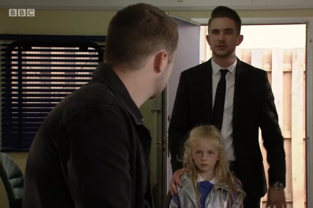 JarryRobron's tweet photo. Missing them soo much 
We need another scene of this family. #benmitchell #CallumHighway #Ballum #lexipearce #eastenders https://t.co/1dv0hJTdXk