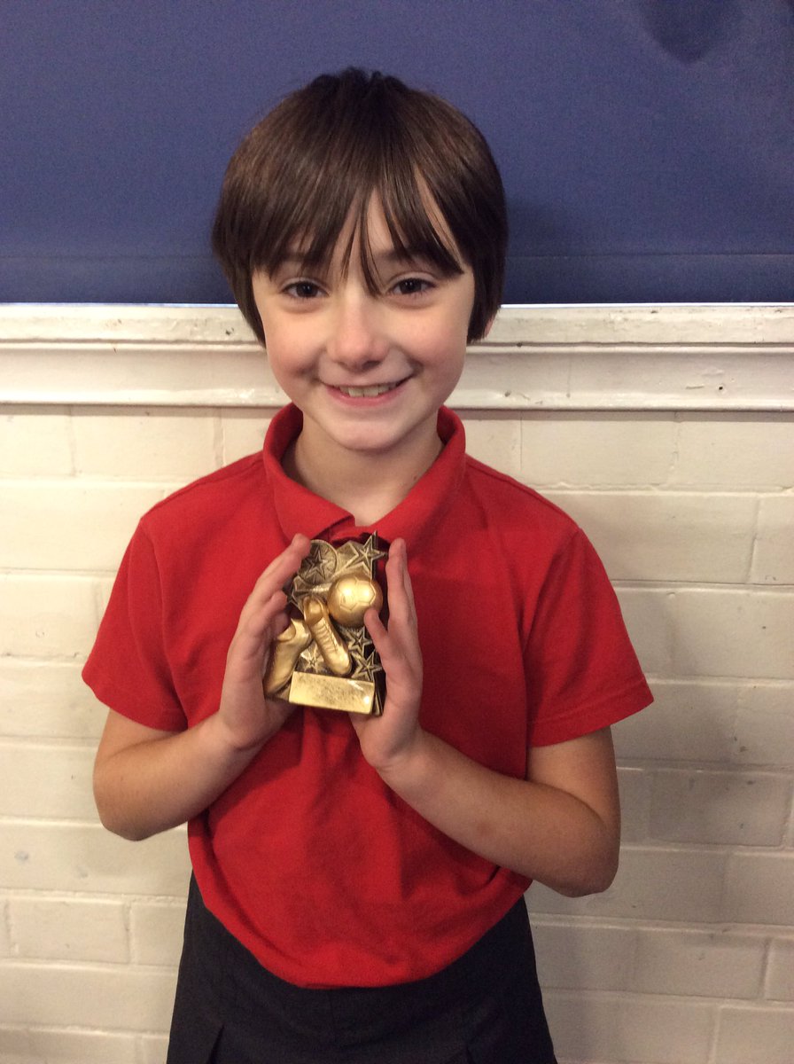MrsC_017's tweet photo. For the past two weeks the winners of the sports club trophy have been in Y4! We are sporting stars ๐ โญ๏ธ @HaxbyRoad #HRPE https://t.co/5VxK4nzPLx