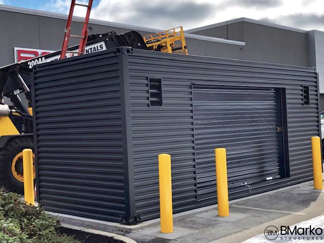 Check out one of our latest custom shipping container projects we modified for a Porsche dealership to be used as a battery storage building. 🔋

#ShippingContainers #ShippingContainerModifications #CustomShippingContainers #ModifiedShippingContainers #BatteryStorage