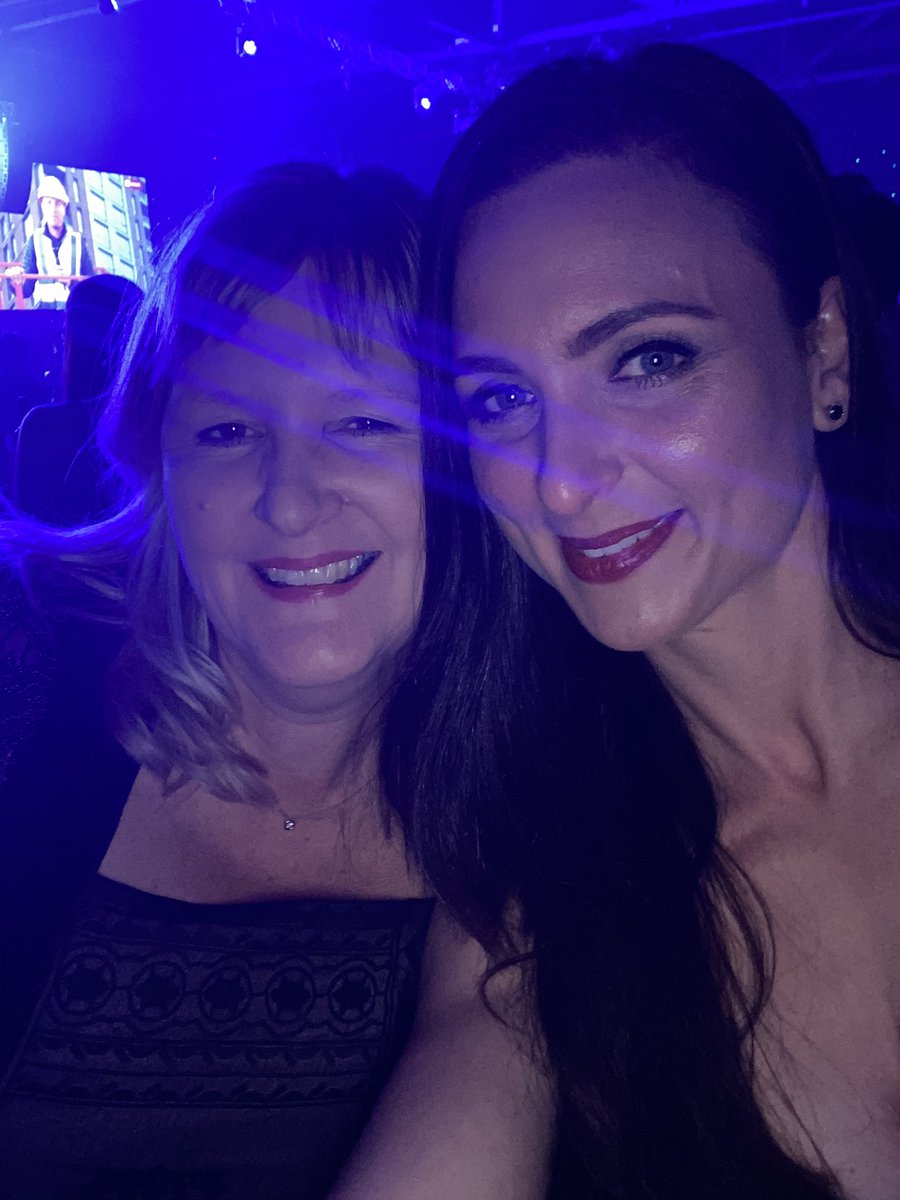PropertySara's tweet photo. Yorkshire Residential Property Awards #table44youknowwhereitsat #VarietyYRPA @VarietyYork @CarterJonas https://t.co/CEdORGE7Kr