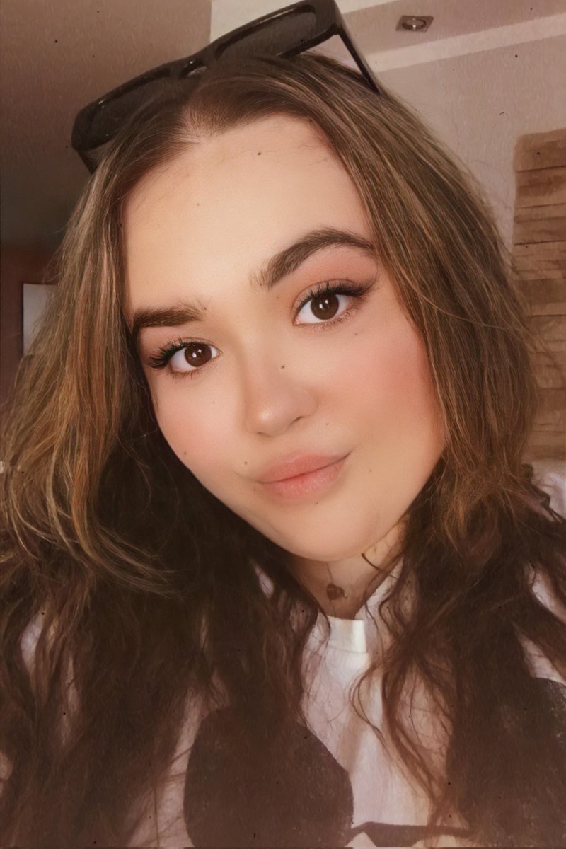 sensualitymalik's tweet photo. hiiii you can call me gabi, i'm from poland and also from the fate fandom and winx club i'm also zayn, madison, shawn and dua stan, i don't have favorite member because i love them all but i ship sky and bloom!! #integracionfate https://t.co/sJLWTUeKNc