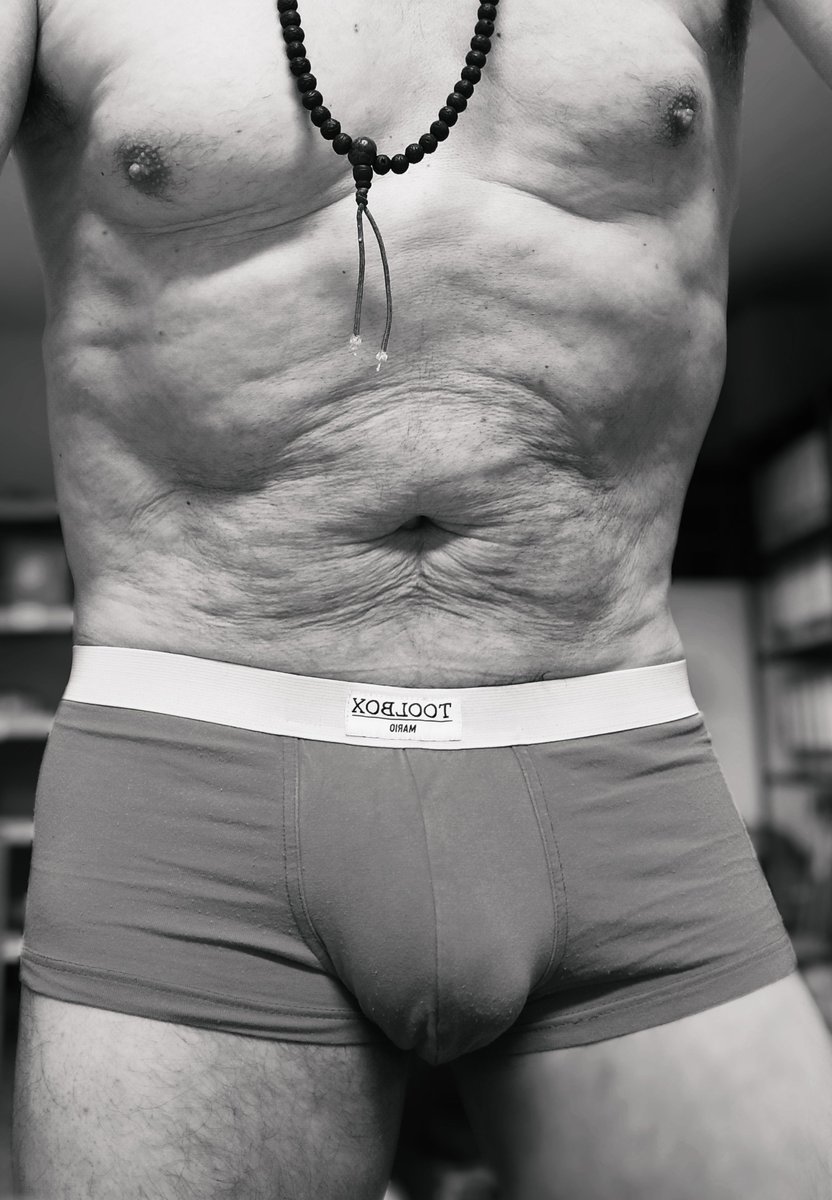 250884's tweet photo. Good night...

#gaymen #gay #bulge #menbulges https://t.co/CdtU2lTRTV