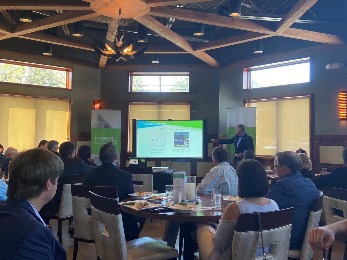 SelectFulton's tweet photo. There is always something going on at @Roswell_Inc! Big thank you to @SteveRStroud for today's update on real estate and development in @CityofRoswellGA. https://t.co/tRjF01CQUI