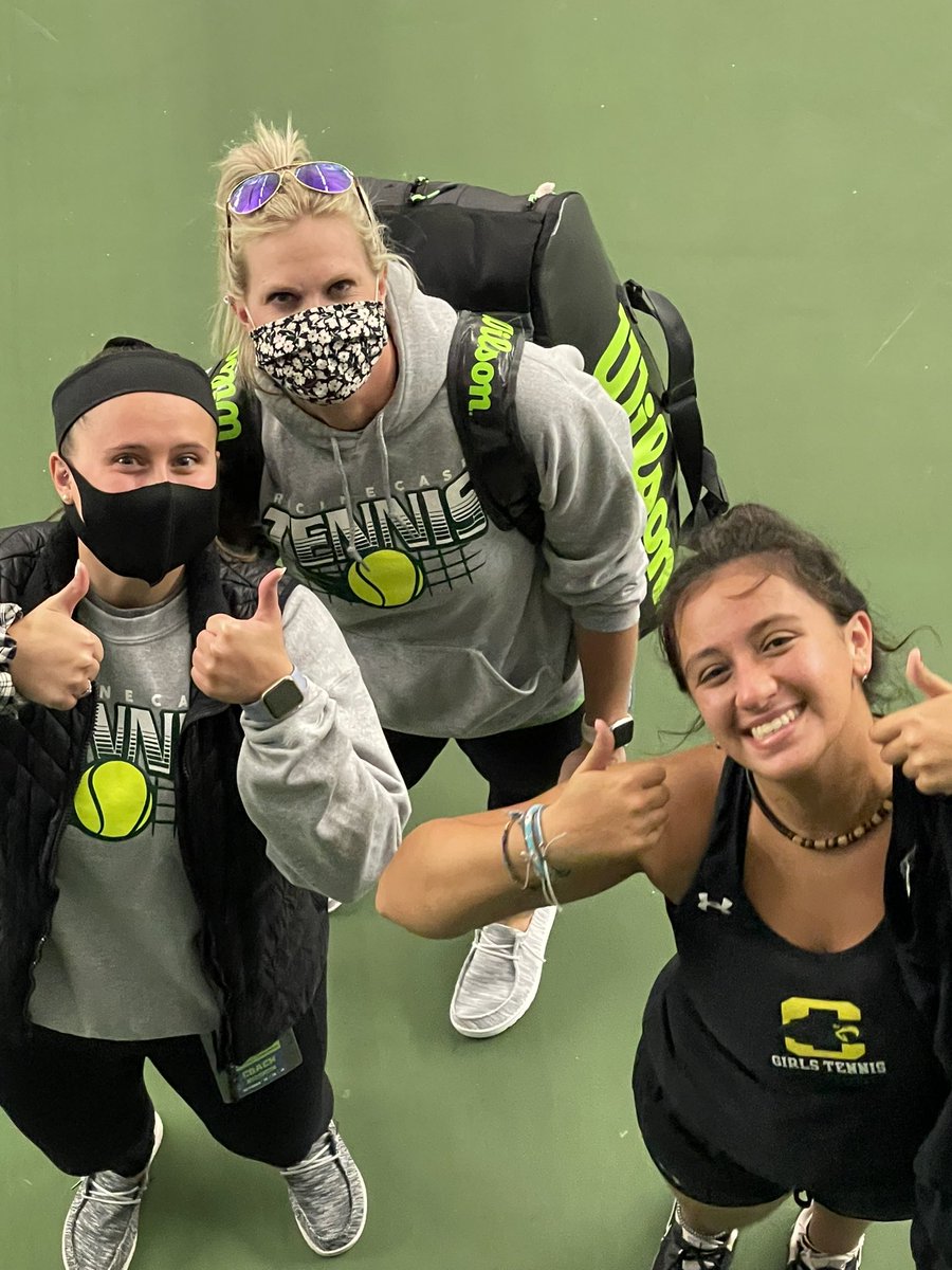Back up in Madison for the State Tennis Tournament!  Congratulations Alaina and Aalaiya for winning your first matches this morning! 💚💛🎾