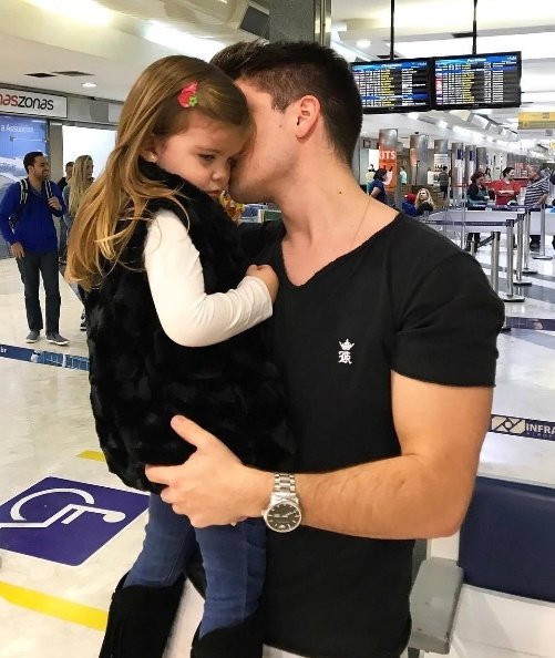 cwlopsita's tweet photo. te amo até o infinito e além!! 💘 https://t.co/DQIwGVJJZH