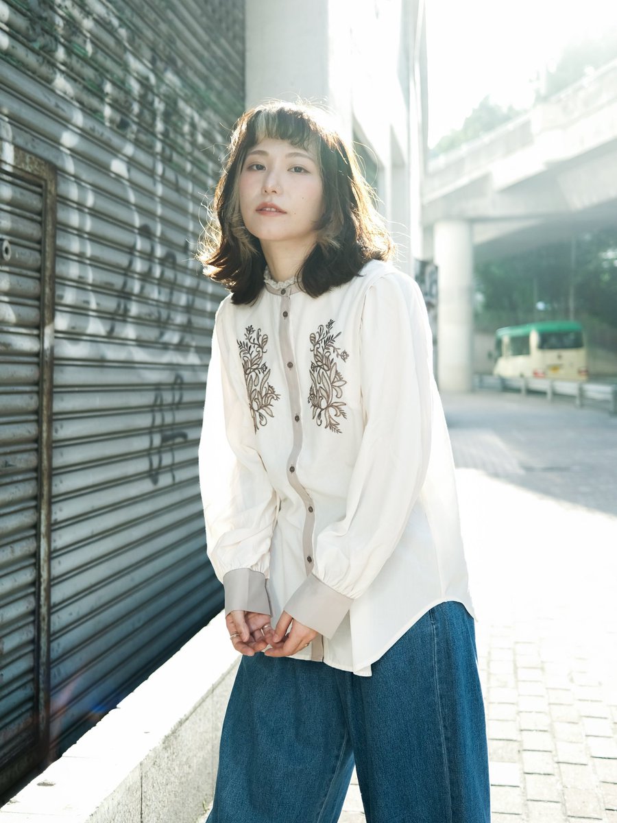 twiggy_bo's tweet photo. 最近好努力多拍照🥲累
每次拍照心情就很差
❥≡ Today’s OOTD

#photooftheday #fashion #ootdstyle #wearyourownstyle #streetstyle #streetwear 
#ootd #code #outfit #coordinate #snap #wear #snapoftheday #穿搭 #今日のコーデ #今日の服 #コーデ記録 #コーデ #低身長コーデ #コーデ https://t.co/dW2vB41ozR
