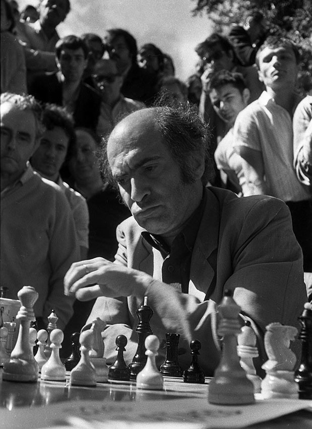 Grandmaster Mikhail Tal and Sasha Gorelikov a Leningrad schoolboy