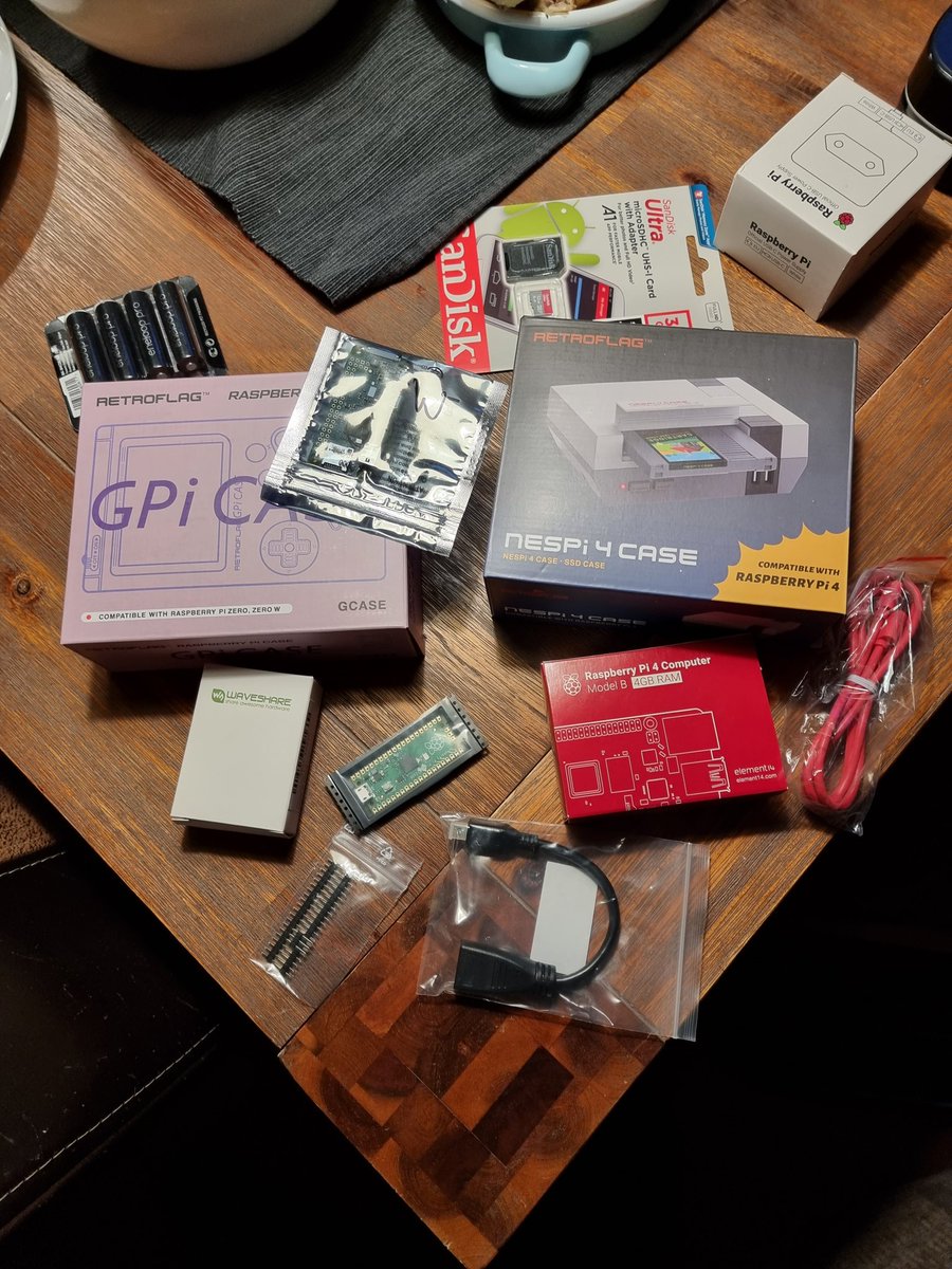 RockingB's tweet image. Ja ist ja gut, ich gebe ja zu, das ich #raspberrypi 's liebe!!!

So bock auf die ganzen Projekte!