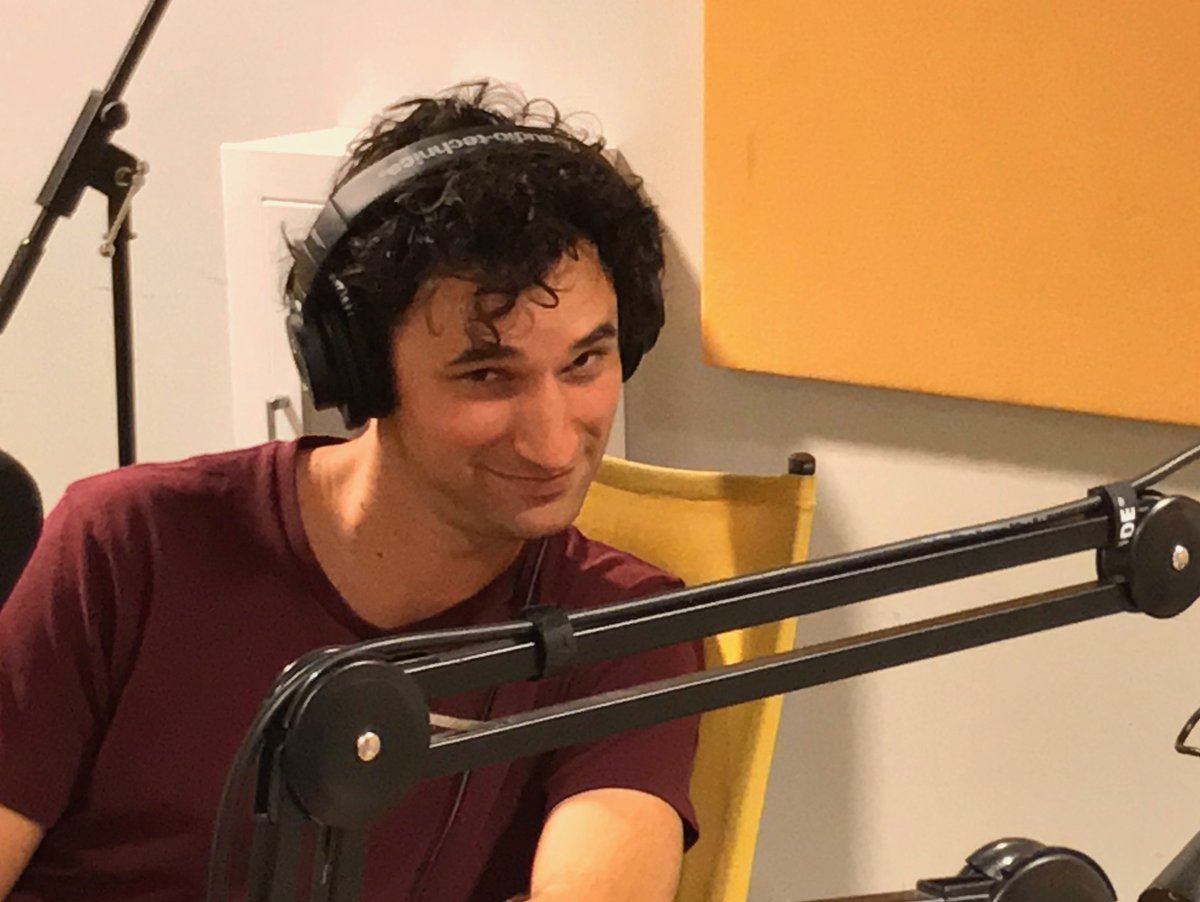 improv4humans's tweet photo. NEW EPISODE OUT NOW! The amazing @ZachReino and @JessRMcKenna join @MattBesser to improvise scenes off #SquidGame and more on a brand new improv4humans!
#Halloween #Beatles #ButtsUp
Listen here: https://t.co/yHJ250YHbx https://t.co/saBAKIQmUj