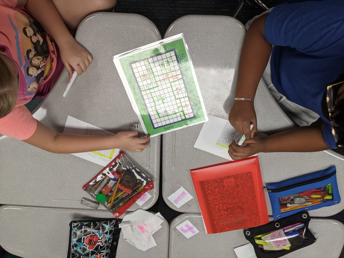 Gphawkins21's tweet photo. We are practicing our fact fluency with the Battle of Arrays! Students are engaged and using awesome vocab! #growinglieders @CFISDLieder #mathisourjam https://t.co/Kr8WMJmVSj