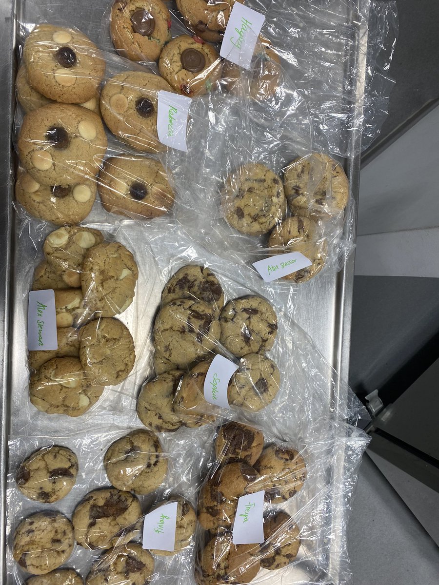 Ellon_HE's tweet photo. S3 Cookies🍪
Well done to all those who remembered to bring in sweets to add into the cookie dough. We had everything from M&amp;Ms to Fudge Pieces! Yum🤤 https://t.co/lkss3mMwVj
