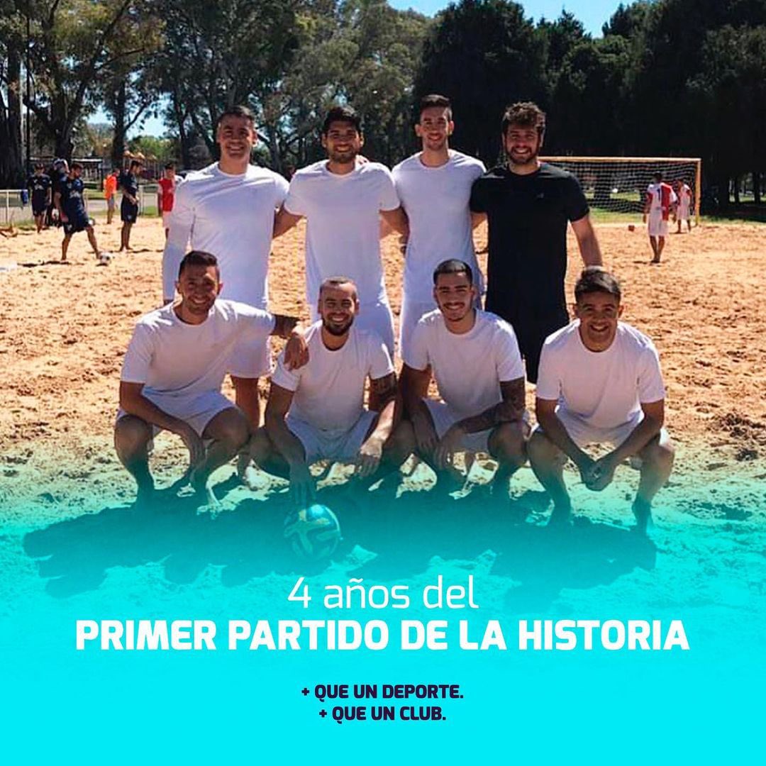 beachsoccerfed's tweet photo. Happy 4 year anniversary to @BuenosAiresCFC 

#ubsf #beachsoccer #futbolplaya https://t.co/MDBSbF2bCc