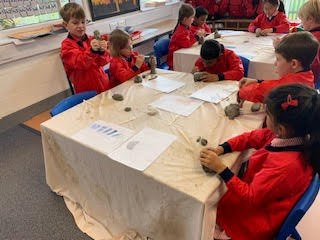 BGS_LowerSch's tweet photo. Year 2 have been making clay sculptures this week. We have been making sculptures of different places in London from Big Ben to the Gherkin. We cannot wait for them to dry so we can paint them! #BGSyear2 #BGSart #BGShumanities https://t.co/GnIA5vNwAT