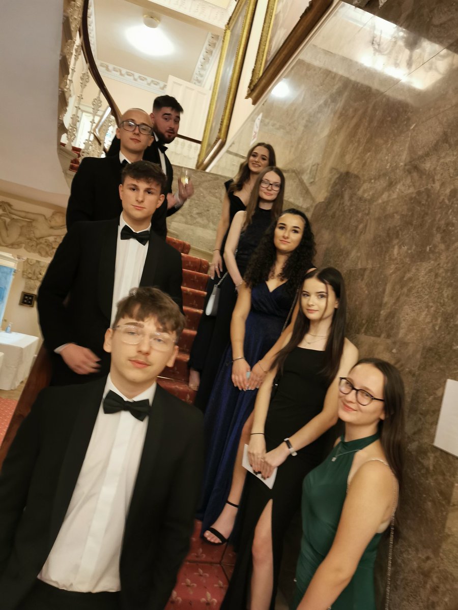 I had the honour of accompanying some of our year 13 to their prefect dinner hosted by <a href="/SMVBristol/">Society of Merchant Venturers</a>.
What a special evening and what wonderful young adults we are lucky enough to have at MA, so proud. <a href="/MerchantsAc/">Merchants' Academy</a> <a href="/VenturersTrust/">Venturers Trust</a>