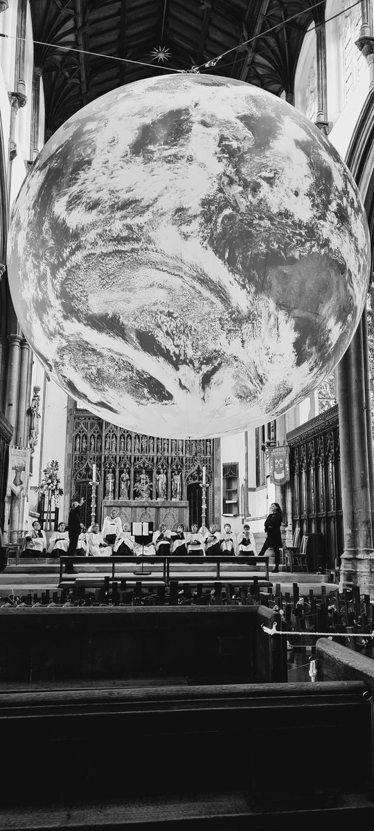 jo_ross20's tweet photo. I stumbled across the beautiful earth 🌎 exhibition, Gaia by @lukejerram @StPeterMancroft
It was just wonderful to spend some time during my lunch hour to just reflect upon the beauty of the earth from space while being serenaded by a wonderful school choir 🥰  #EarthArtwork https://t.co/rHslMl1u9K