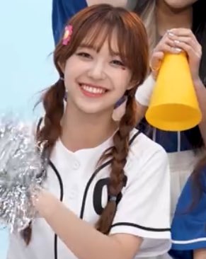 yujeongsource's tweet photo. yujeong in pigtails 💔💔

#LIGHTSUM #라잇썸 #YUJEONG #유정 https://t.co/iM1A9STiDl