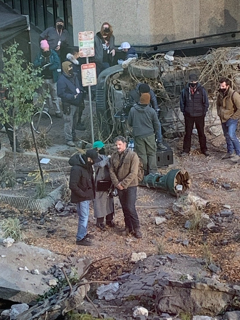📸 | Pedro Pascal no set de 'The Last of Us'.