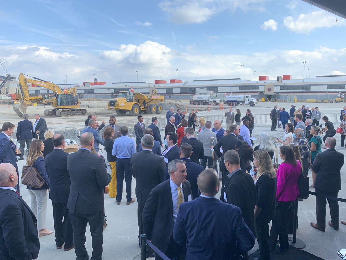 Ashley Henry Shook tweet media