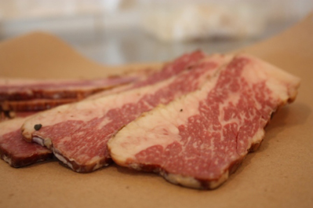GoosetheMarket's tweet image. #PrepSecret We smoked Beef Bacon today! Slicing to order -- see you soon!