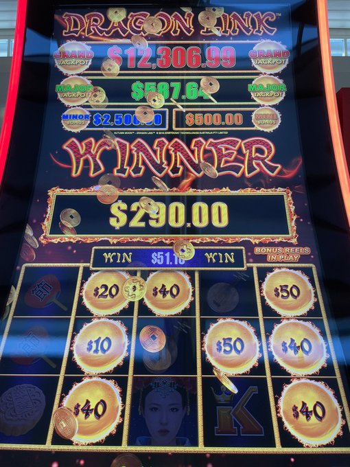 Watch Leana Lovings 💕's leaked NSFW photo on TwXstars